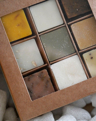 Set mit 9 Naturseifen, die von Hand hergestellt werden Natural Secrets - 2