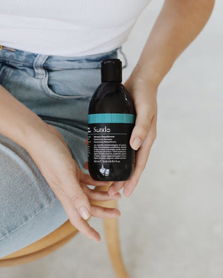 Normalisierendes Shampoo, das die Sekretion von Talg Sendo reguliert - 2