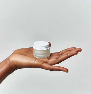 Feuchtigkeitsspendende Lippenbutter mit Svlane, Kokosöl und Vitamin E Lip Harmony Glov - 2