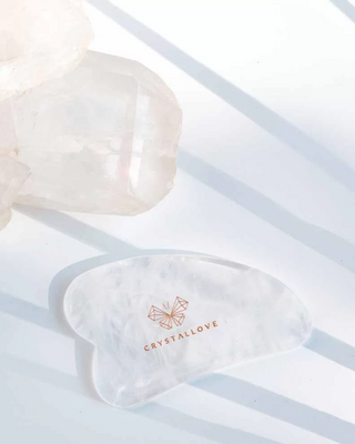 Gua Sha Gesichtsmassageplatte aus einem Bergkristall mit Crystallove Reinigungseigenschaften - 2