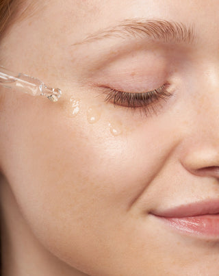 ultrafeuchtigkeitsspendendes Gesichtsserum mit Hyaluronsäure Mel Skin