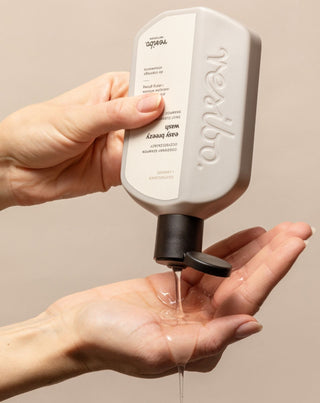 Easy Breezy Wash Resibo Daily Clarifying Shampoo mit Squalan - 2