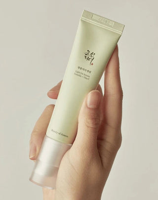 Aufhellendes und beruhigendes Gesichtsserum Light On Serum mit Vitamin C und Centella Asiatica Beauty of Joseon_3 - 4