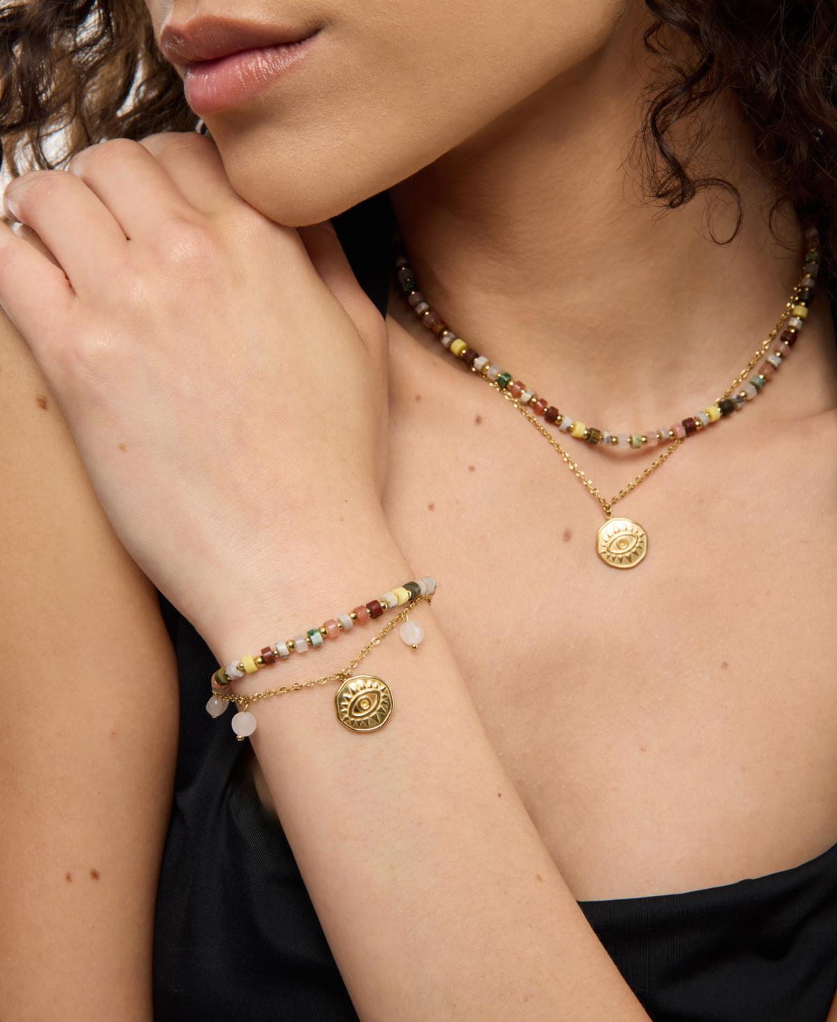 Unterstreiche deine Einzigartigkeit mit Schmuck von Mys