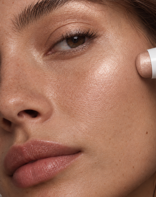 Highlighter im Stift für Gesicht und Körper, strahlender Glow und glättender Effekt, Champagne, Nutridome