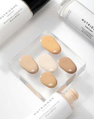 Leuchtende, feuchtigkeitsspendende Foundation mit Hyaluronsäure für olivfarbene Haut Nutridome - 2
