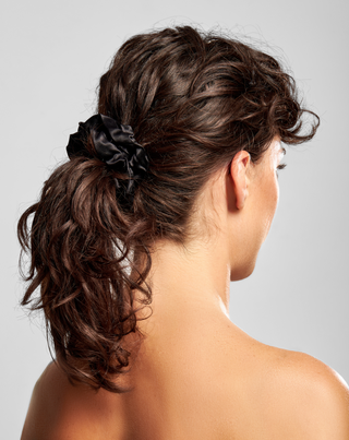 Set  schwarzer Haargummis Twisty aus 100% Naturseidez 3 Stück. Twisty - 2