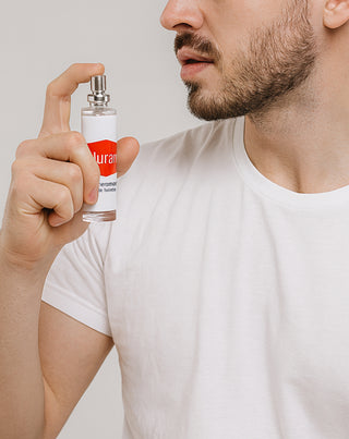 Starke männliche Pheromone in Form eines Parfüms zur Steigerung der Anziehungskraft bei Frauen Alluramin